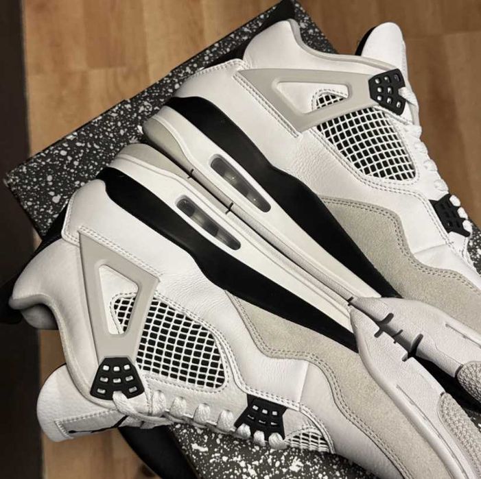 Jordan 4 retro military black R.41