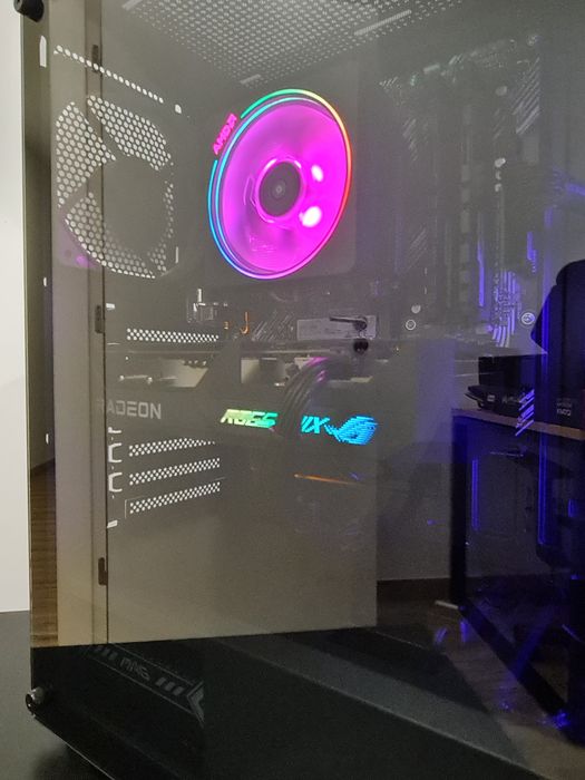PC Gaming Ryzen 7 3700X / RX 6650 XT