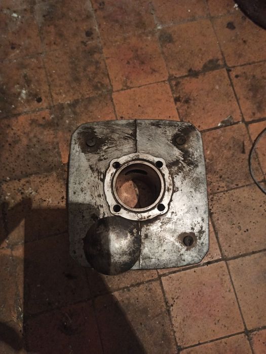 Поршньова минск 125