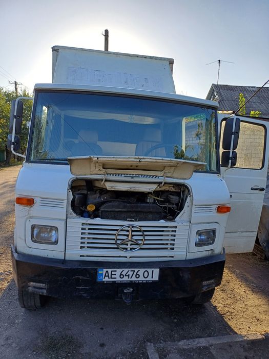 Продам Мерседес 508 - фургон 5+1