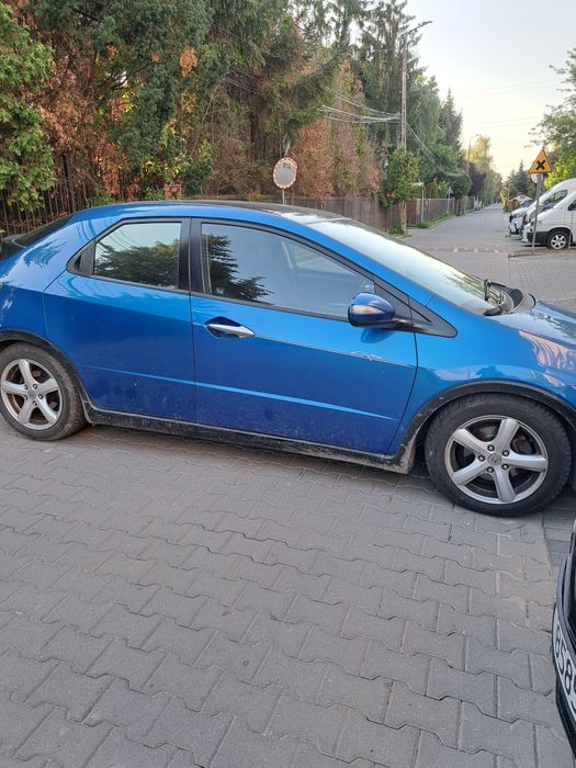 Honda civic.  Ufo