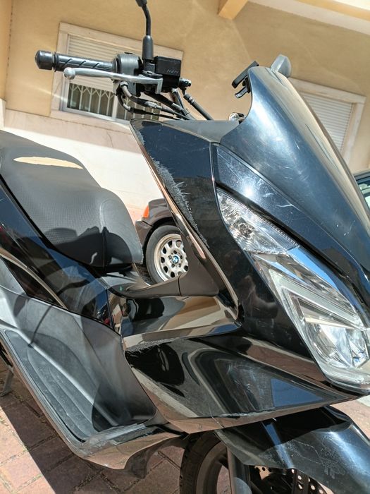 Motorizada PCX 2017