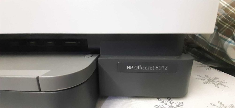 impressora HP 8012