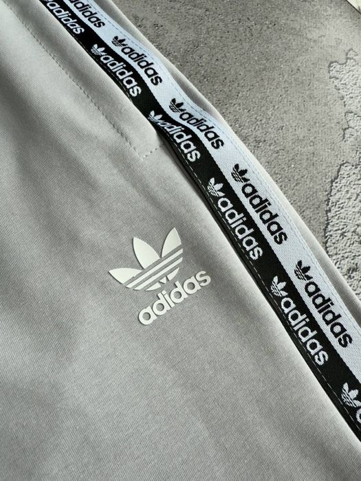 Чоловічий спортивний костюм адідас лампас Adidas [S,M,L,XL,XXL]