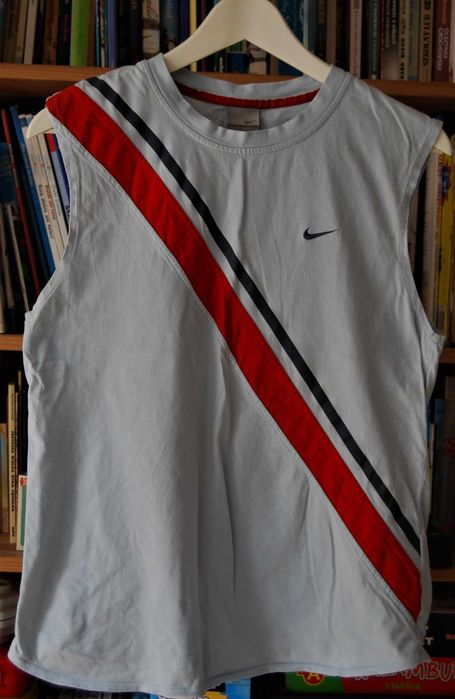 Niebieski tank top Nike