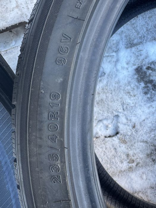 Автошина 235.40.19