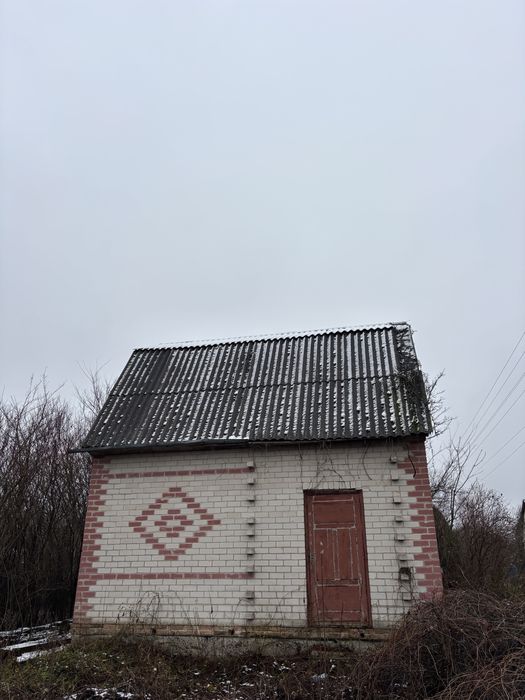 р Дві суміжні земельні ділянки 12 СОТИХ з дачним будинком