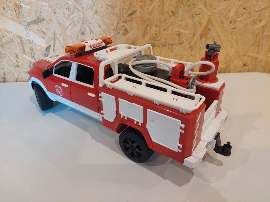 Bruder Dodge Ram Straż