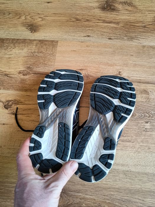 Buty Asics 42,5 sportowe 27cm biegania treningu 42 41 running