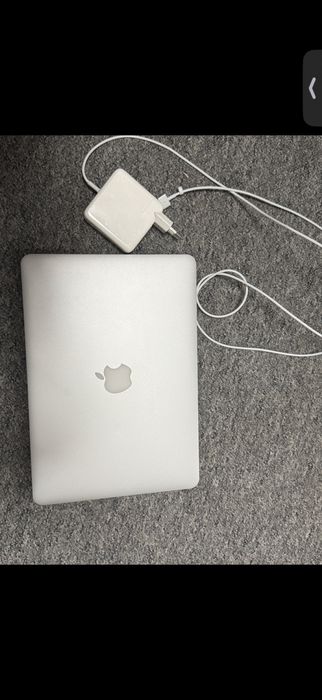 MacBook Pro 13" i5 16GB RAM 256SSD Retina stan BDB nowy zasilacz