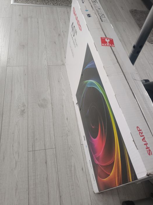 Telewizor Sharp Full HD 40"