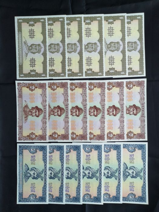 Продам сувеніри  старые бумажные гривны 1992-2019років UNC (прес)