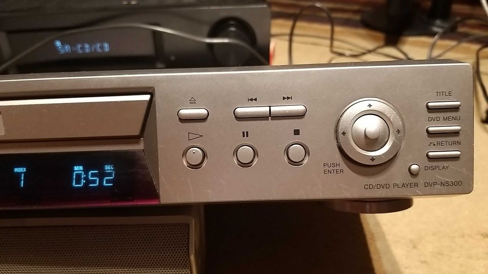 leitor CD,DVD Sony DVP-NS325