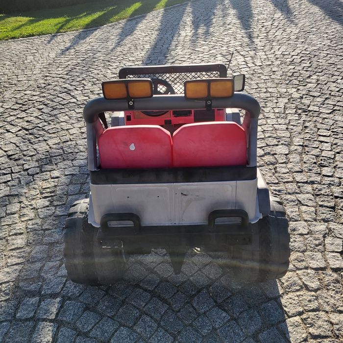 Samochód dla dzieci peg perego