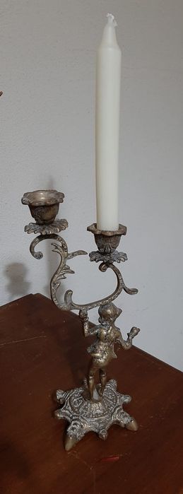 Castiçais de latão