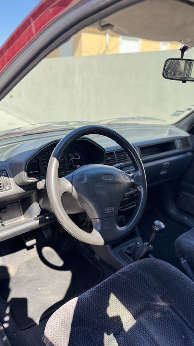 Ford fiesta 1.1 gasolina