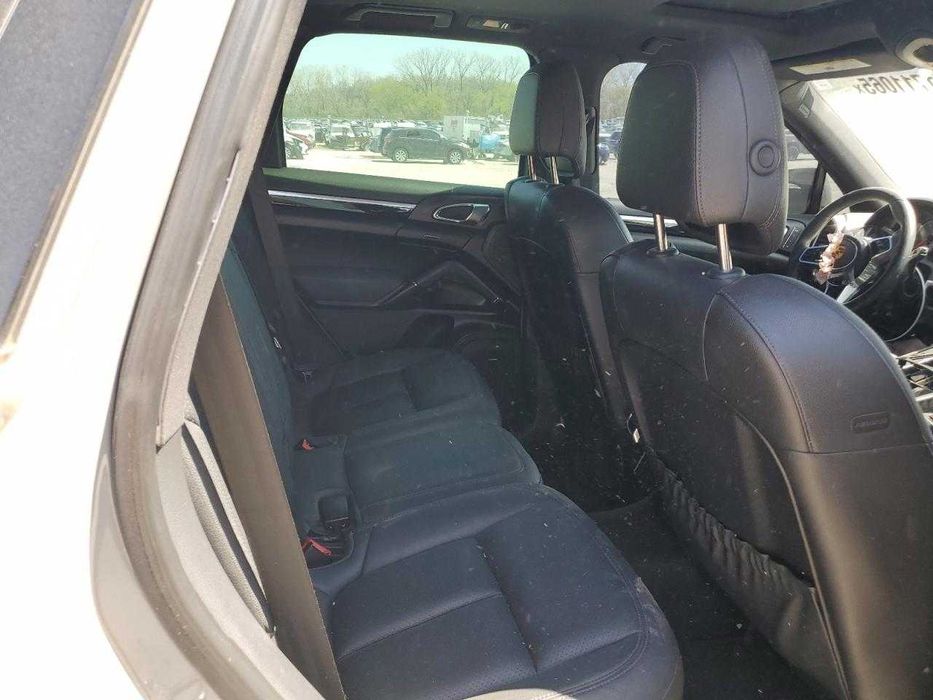 Części do Porsche Cayenne S 2015 3.6L AWD, wersja USA.