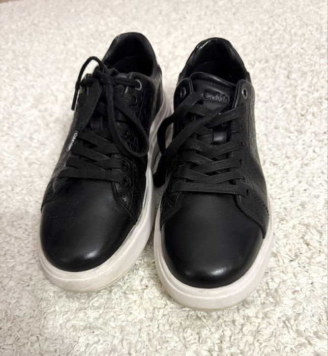 жіночі кросівки calvin klein