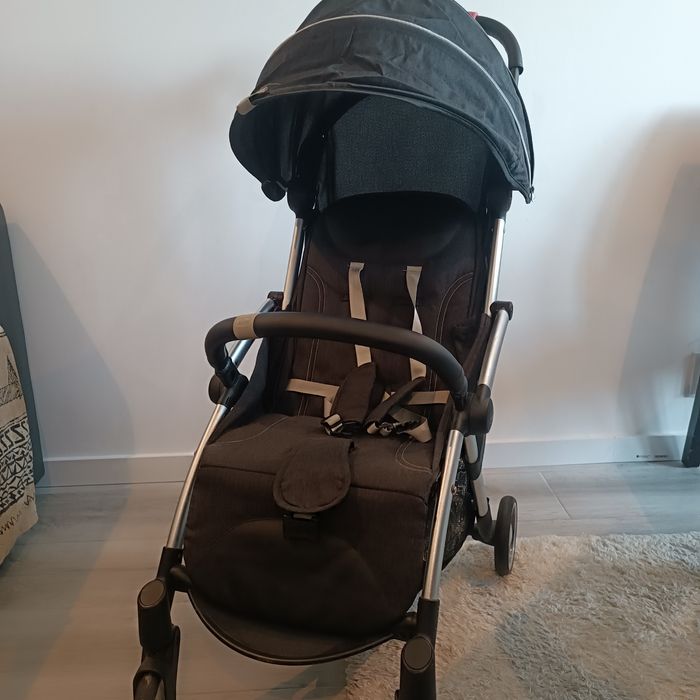Vende-se  Carrinho Chicco Goody usado  Fecho Fácil