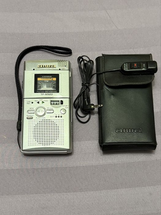 Продам диктофон Aiwa TP-M920