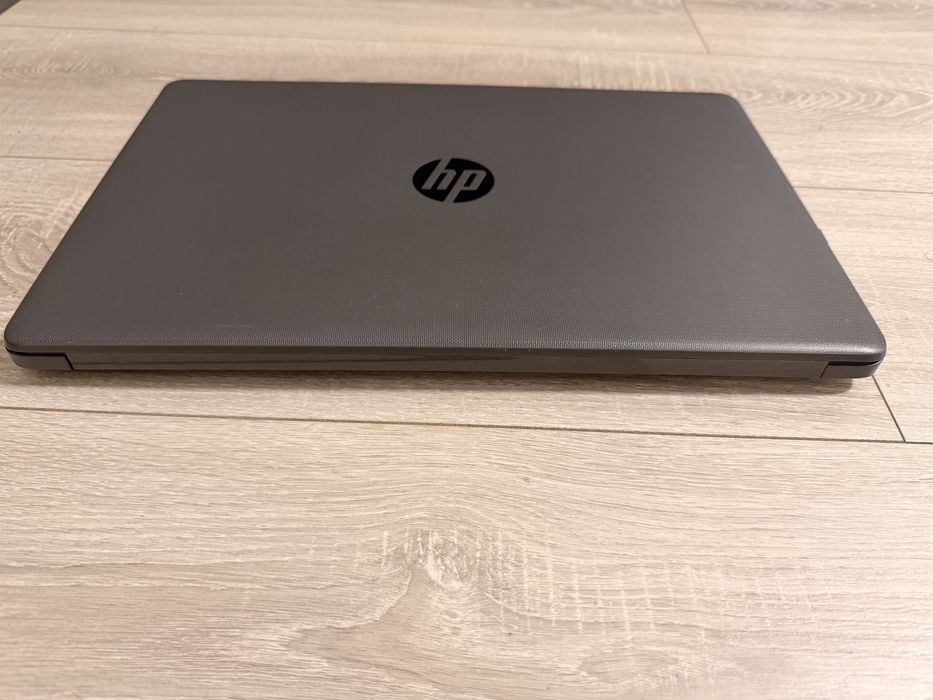 Ноутбук HP 250 g7 pentium gold  8gb озу 128 ssd