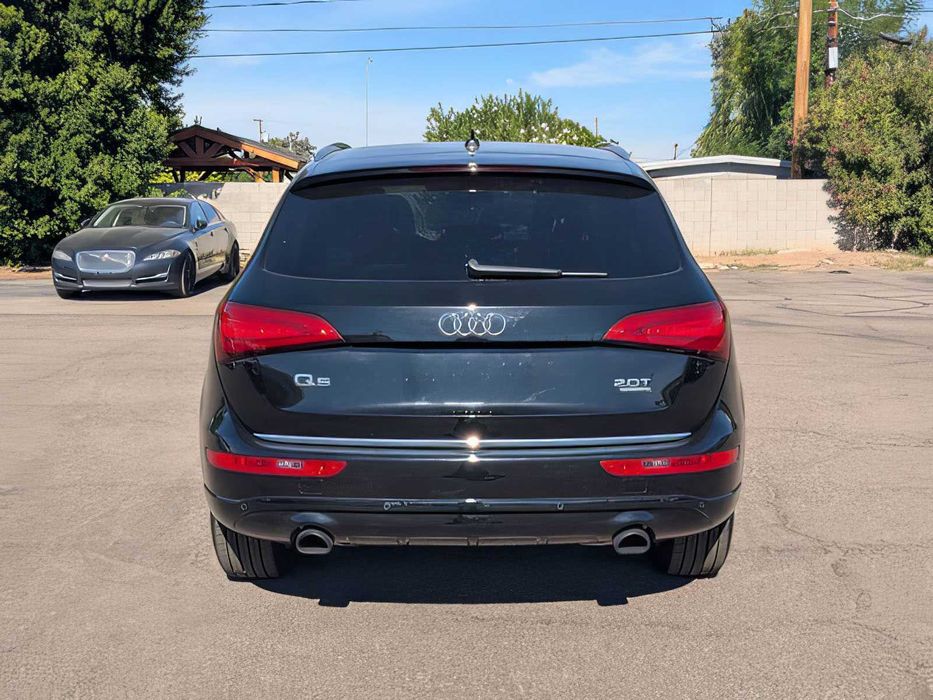 Audi Q5      2015