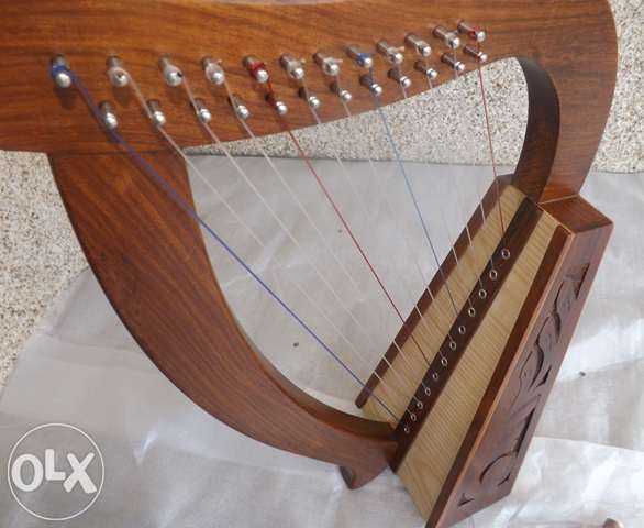 Harpa celta de 12 cordas64297696094210123