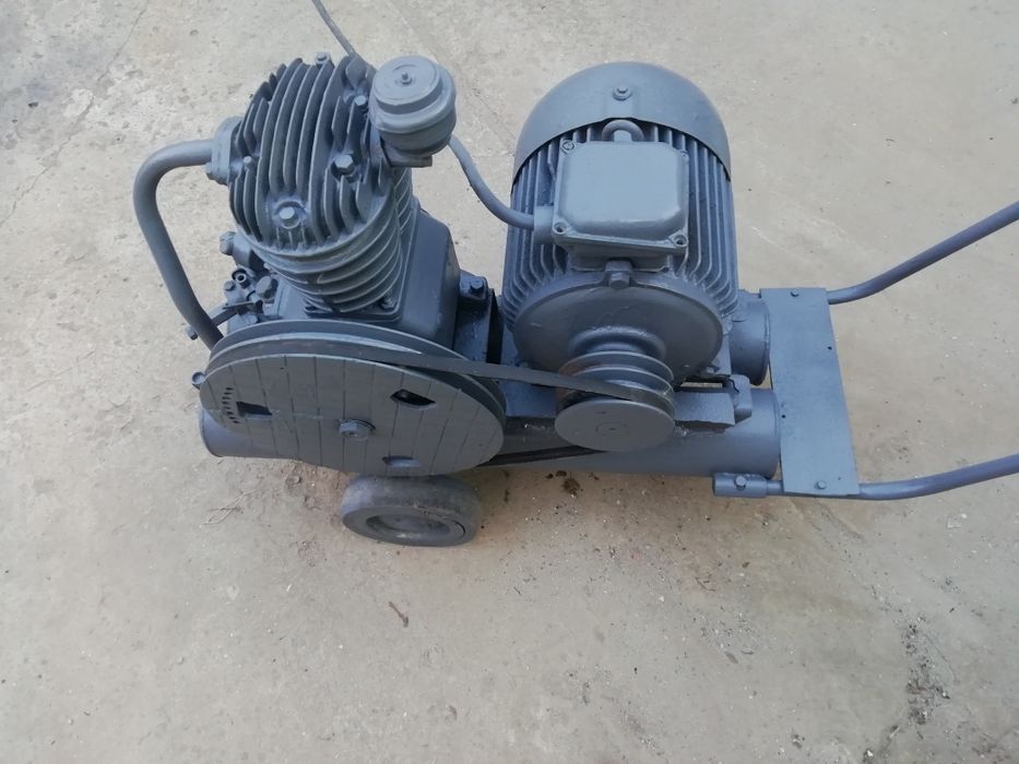 Промышленный компрессор Со 7 б