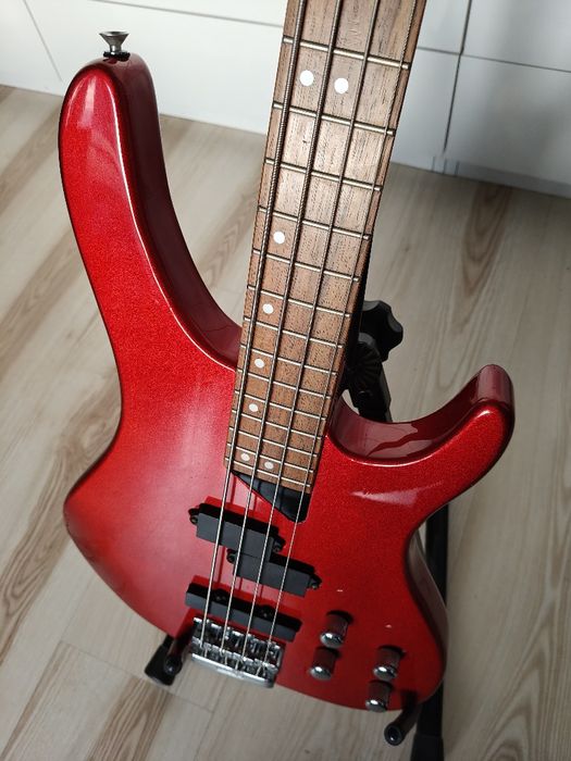 ＷＡＳＨＢＵＲＮ ＸＢ－２００ Washburn XB 200 Bass - YouTube