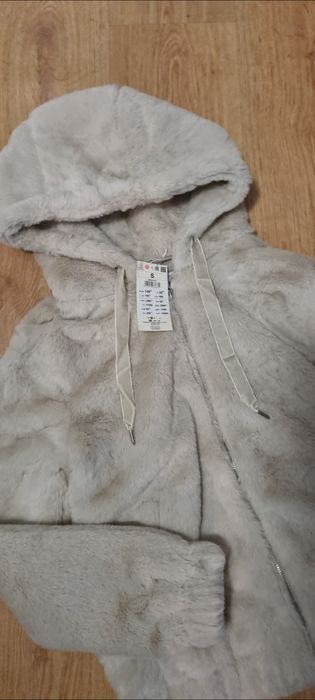 Kurtka futerko cropp