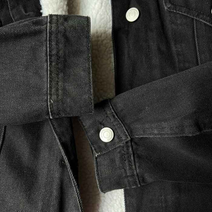 Джинсова утеплена куртка Stradivarius