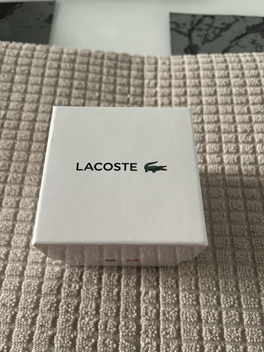 Продам годинник LACOSTE