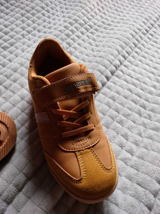 Buty na rzepy sprandi