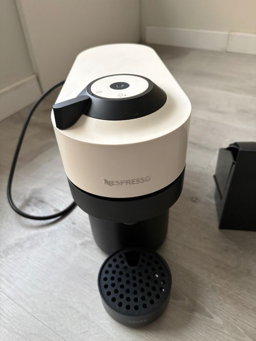 Nespresso Vertuo branca
