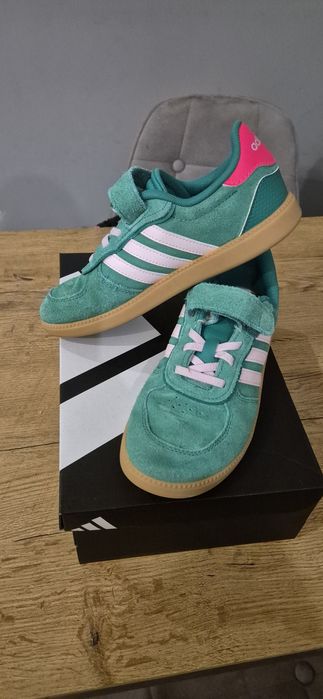 Buty halowe adidas 34