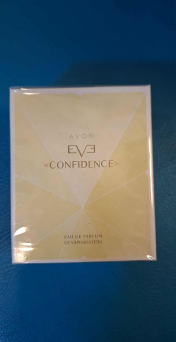 Eve confidence z Avonu 50ml