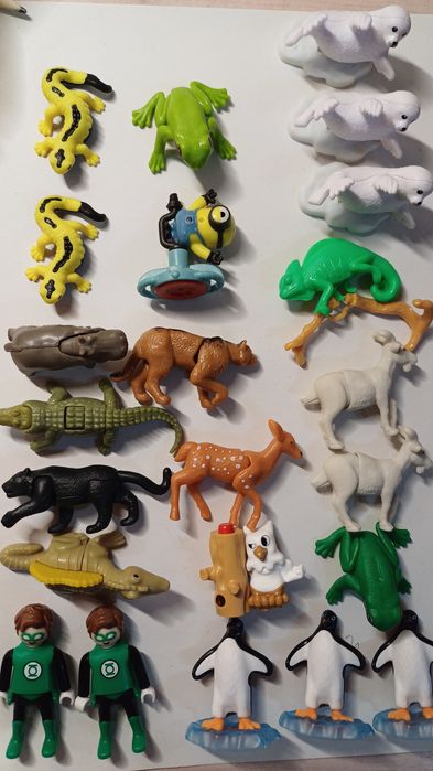 Продажа кіндеров DC Playmobile Kinder