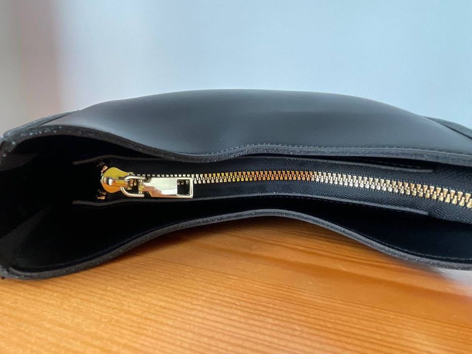 Жіноча сумка шоколадного відтінку