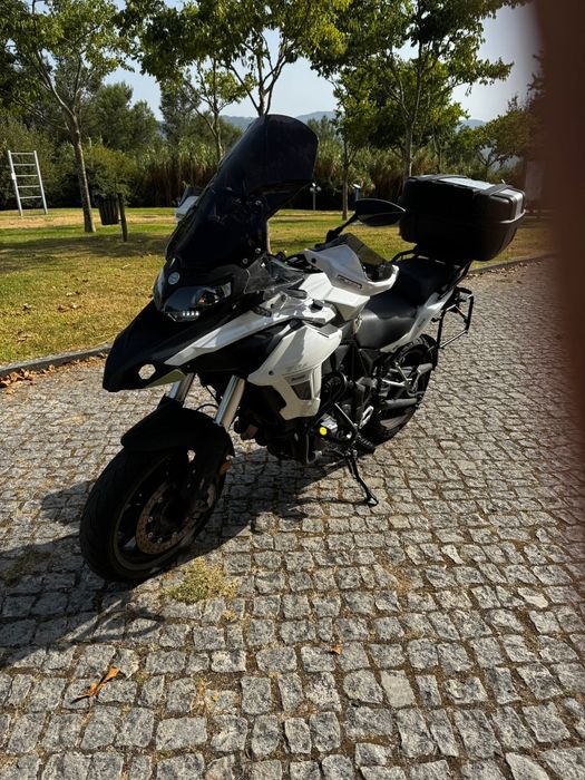 Benelli TRK 502 Ano 2019 3 Malas Givi Trekker