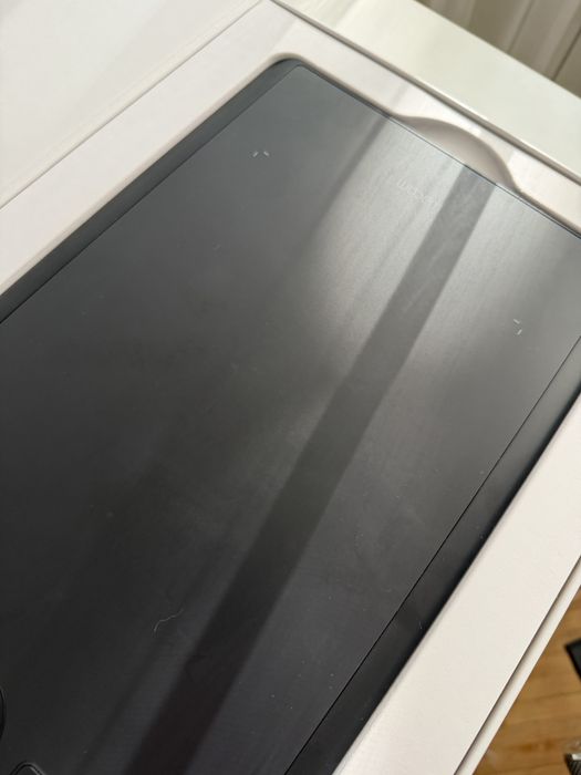 WACOM Pen Tablet Intuos Pro Medium плантеш