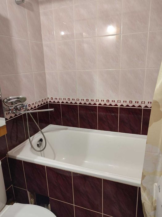 Здам 2-х кімнатну в  районі Житнього ринку з Автономним Опаленням