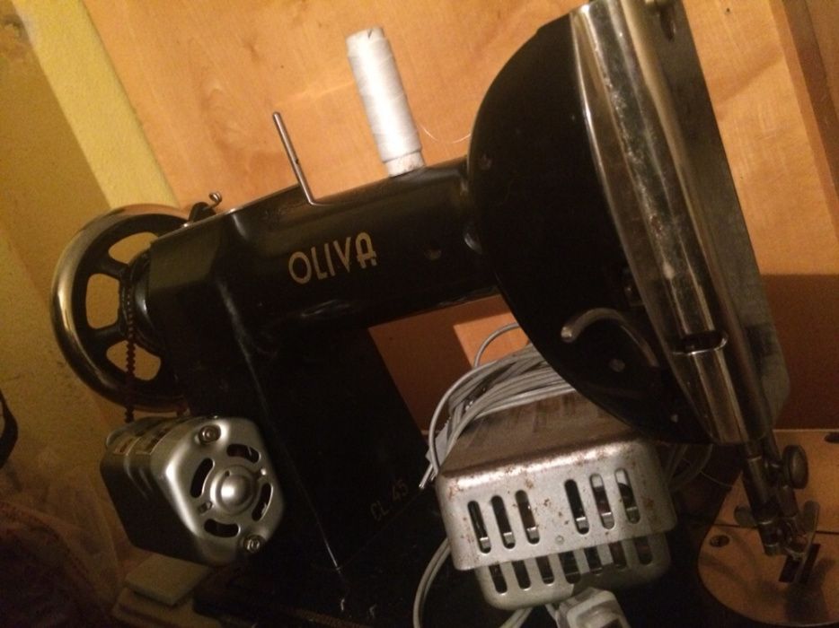 Máquina singer em bom estado