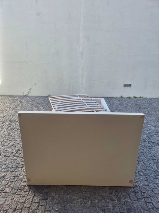 Cama completa com colchão solteiro