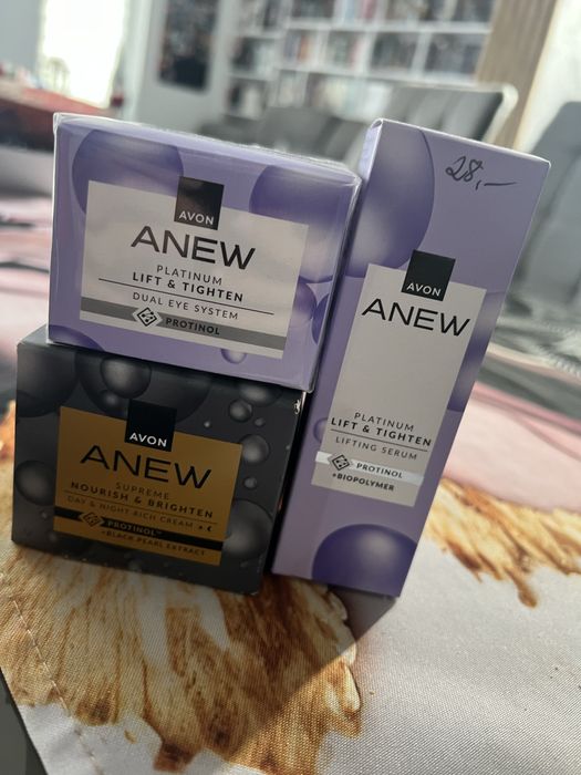 Zestaw Anew od Avon