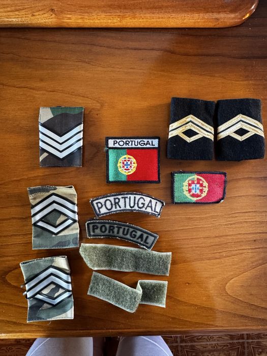 Divisas, emblemas, bandeira Portugal