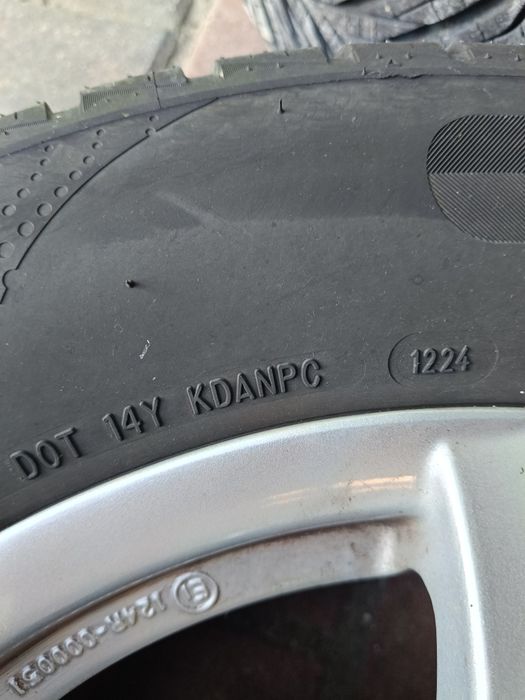 Opony+felgi 215/60 R16