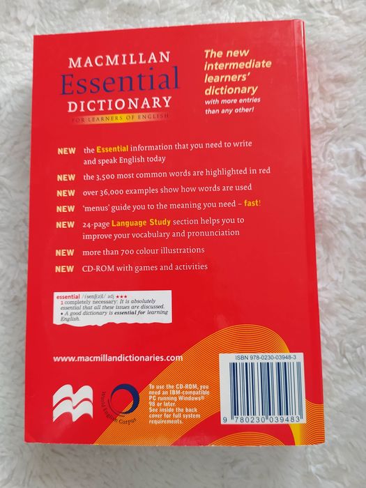 Macmillan Esentian Dictionary