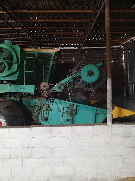 Комбайн ДОН 1500