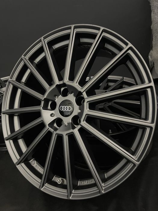 Диски R20 5x112 Et30 8J. Audi Q5 Q7 Q3 A6 C8 C7 A8 A7 A5 A4 B9 E-tron. Volkswagen Touareg Tiguan BMW G30 G20 G11 G14 G15