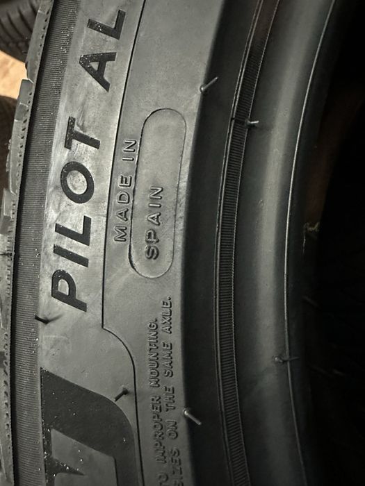 255/45/18 R18 Michelin Pilot Alpin 5 4шт зима